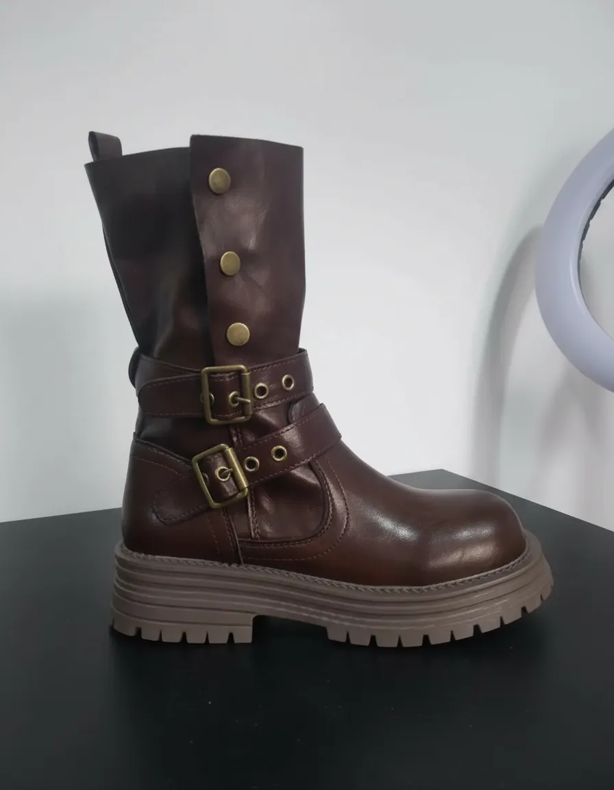 Bota Motoquera Mujer Caña Media Con Botones Hebillas - Imagen 2