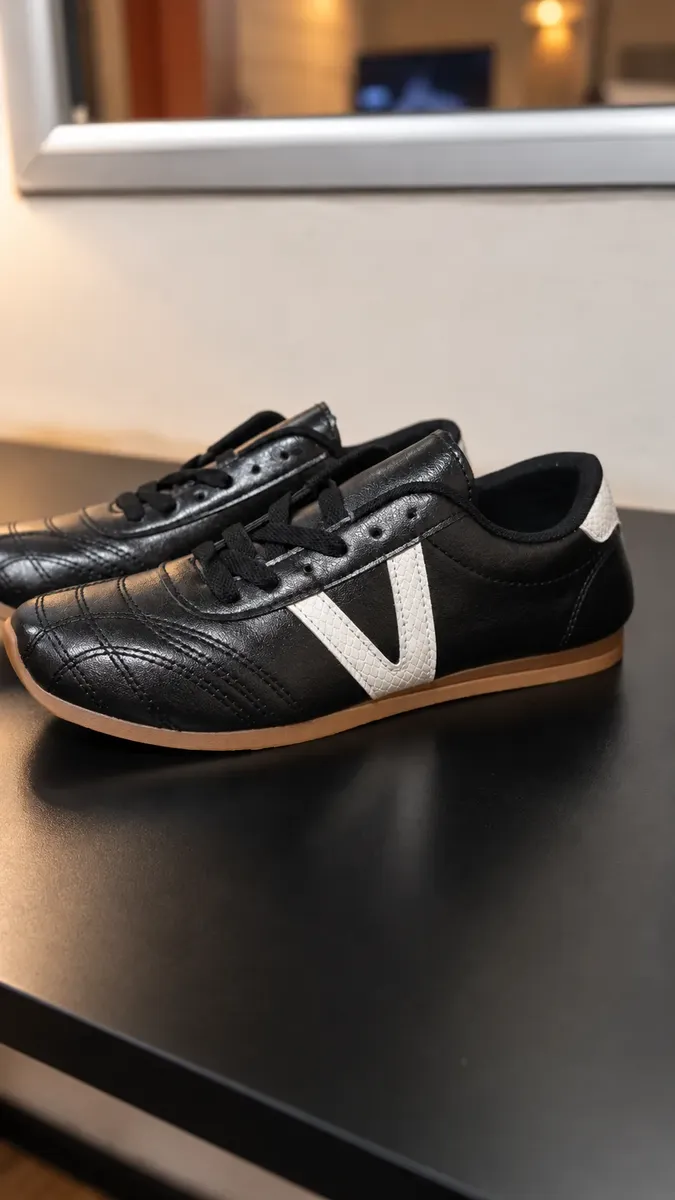 Zapatillas Urbanas Livianas Y Comodas Detalle Brilloso