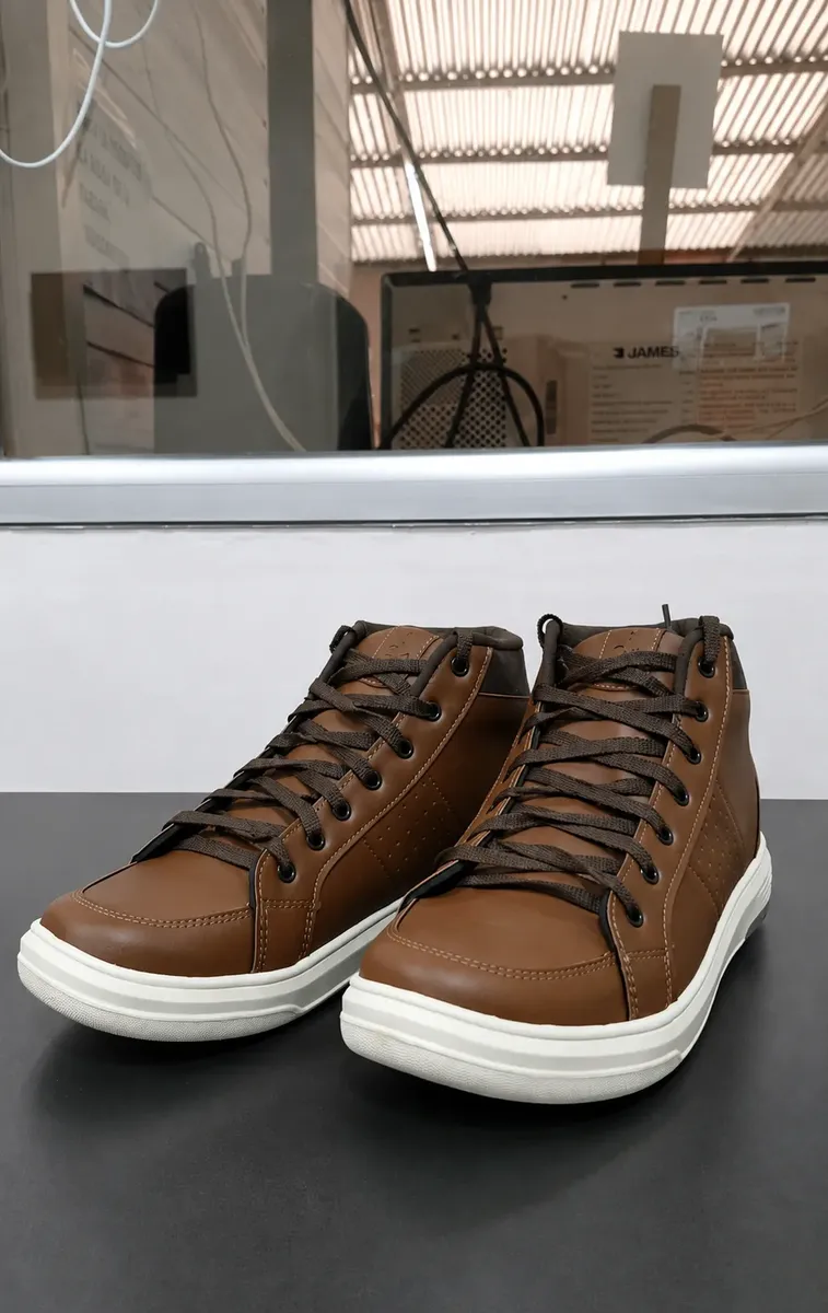Botas De Hombre Simil Cuero Caña Baja